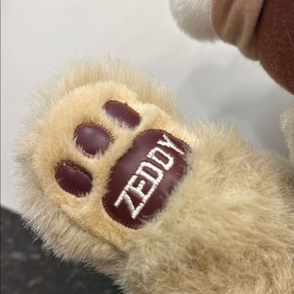 Vintage Zellers "Zeddy" Teddy Bear Mascot Promotional Plush - Picture 3 of 12